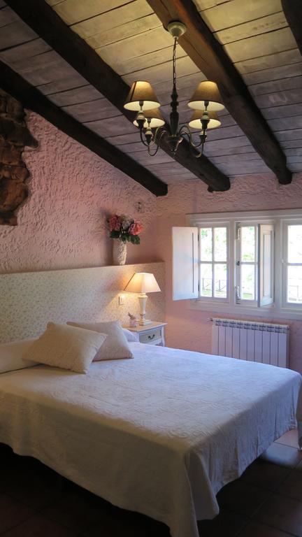 Posada Rural La Flor Del Nogal Ruente Værelse billede